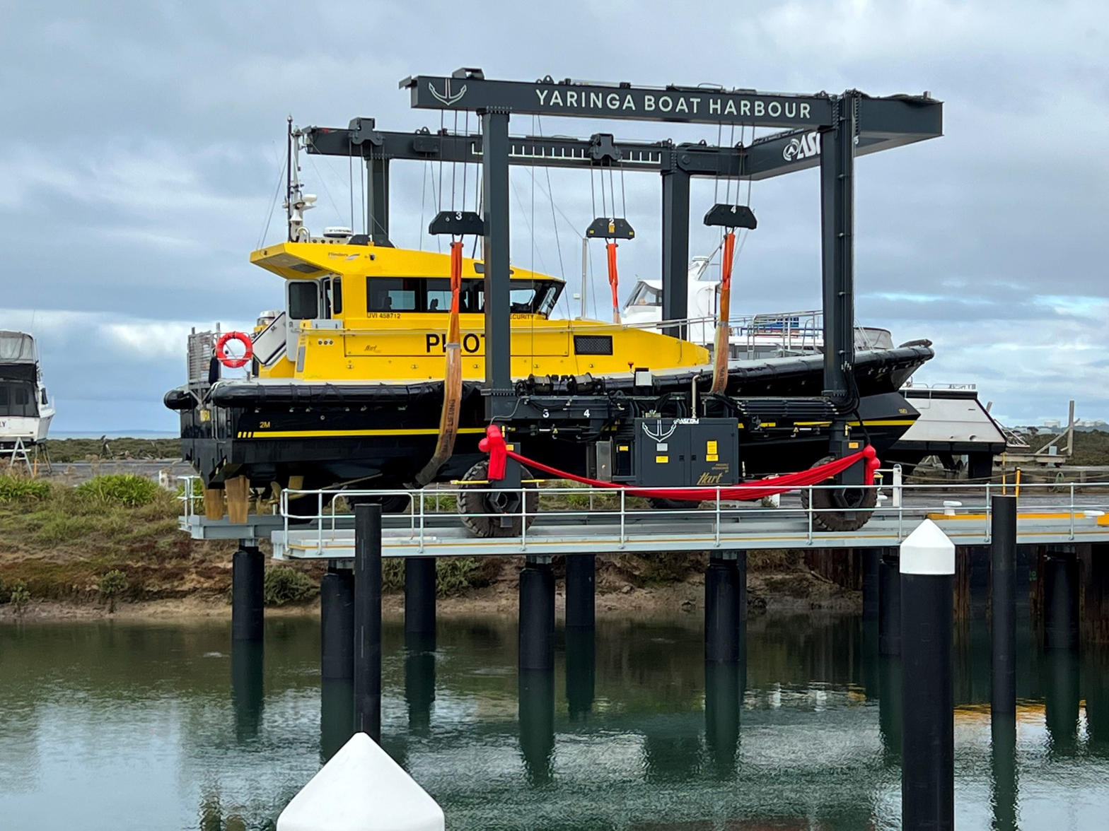 Hart Marine pilot boat in the Yaringa travel lift